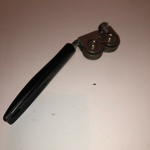 Vintage Echo Black plastic handle , knife sharpener, stainless steel. Used - Picture 5 of 5